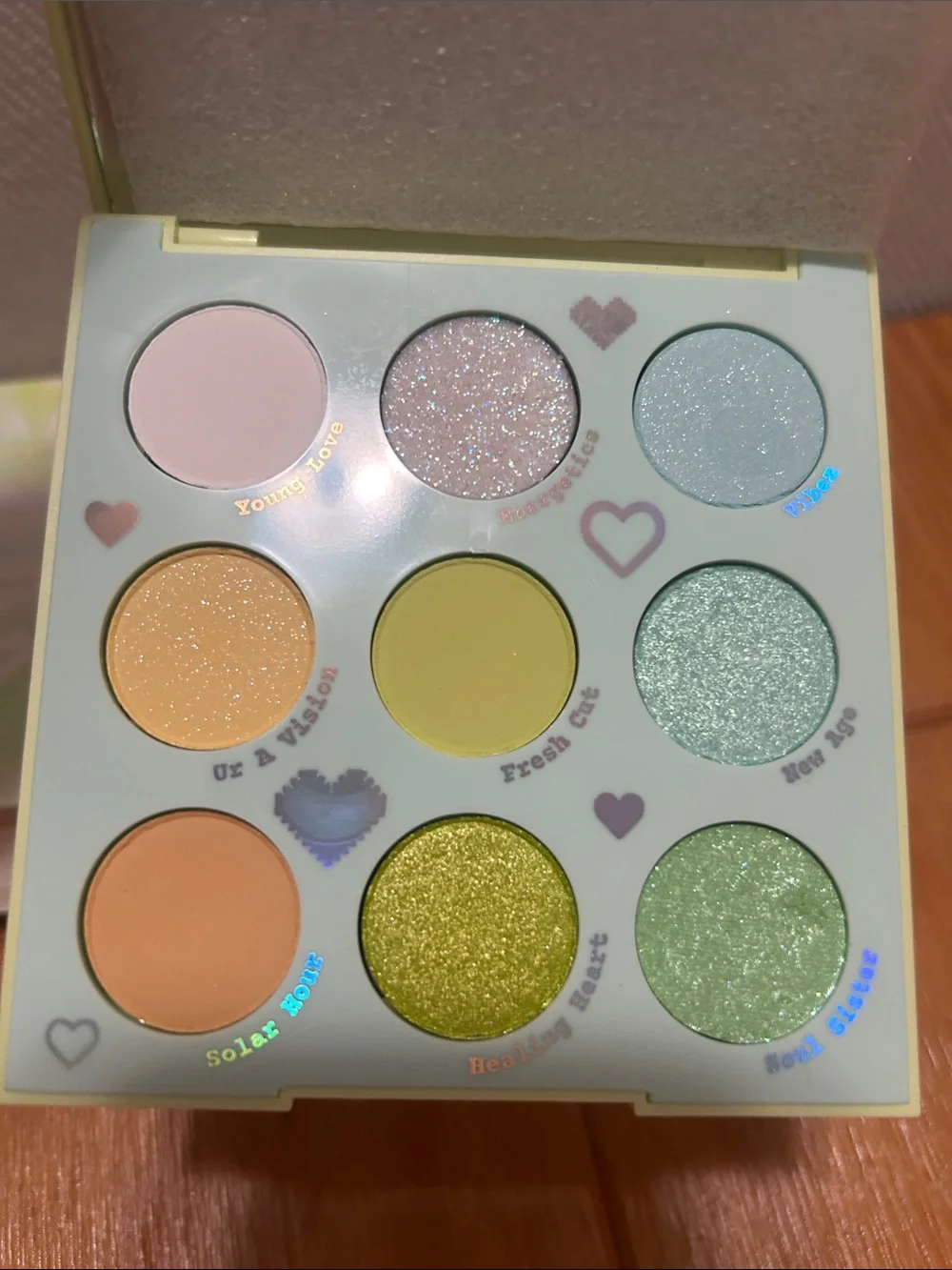 Colourpop aura out